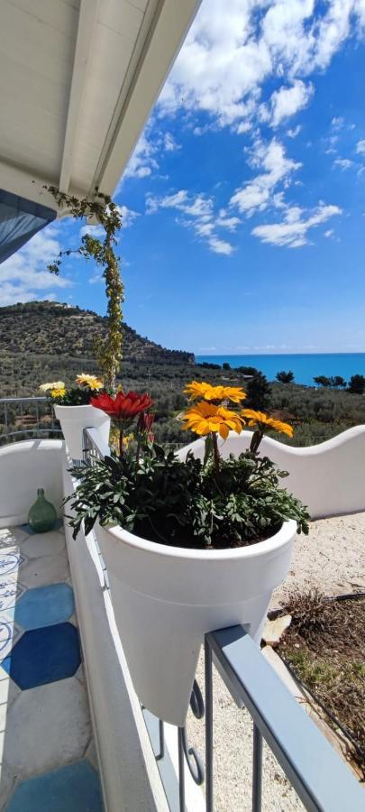 Dimora Mediterranea Mattinata Buitenkant foto